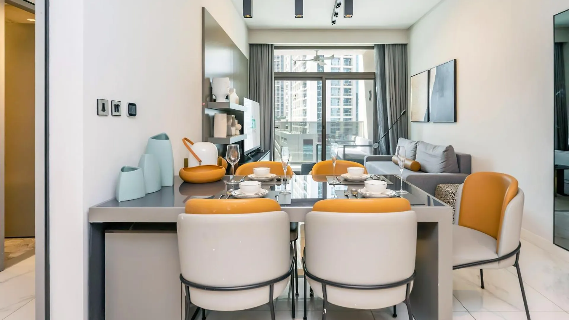 Апартаменты Fam Living - Urban Stays - Mag318, 5 Mins To Burj Khalifa Дубай